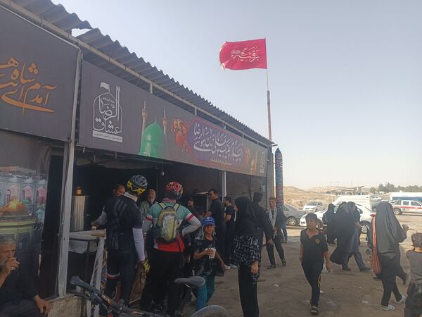 گذری بر فعالیت مجتمع فرهنگی امام  جواد(ع) در مسیر پیاده روی امام رضا (ع) 
