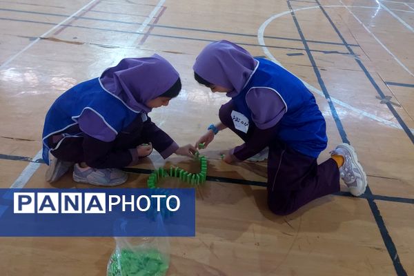 مسابقه دومینو دانش‌آموزان دختر مقاطع ابتدایی و متوسطه ناحیه سه شیراز 