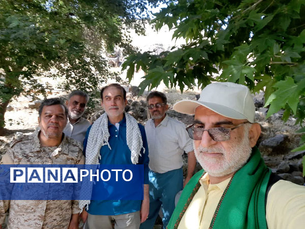 کوه‌پیمایی پیشکسوتان قم در آستانه سالگرد ارتحال حضرت امام(ره)