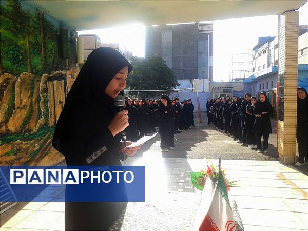 گرامیداشت هفته دفاع مقدس در دبیرستان فیاض