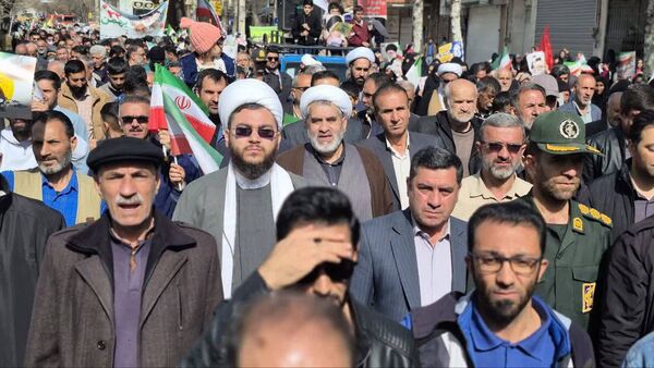 راهپیمایی 22 بهمن در قالب دوربین پانا سپیدان