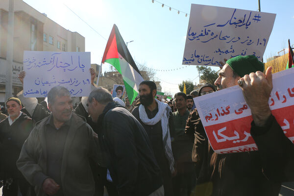 جلوه‌های حضور نوجوانان در راهپیمایی شکرانه پیروزی غزه