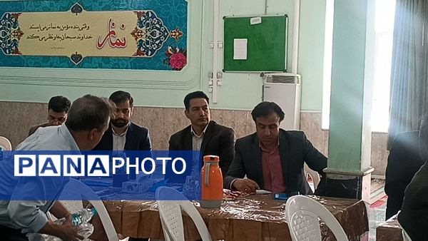 دومین جلسه مدیران متوسطه دوم نیشابور در دبیرستان ابوذر غفاری