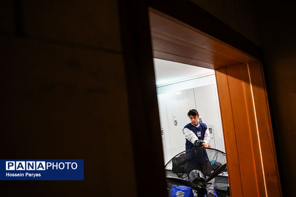 مسابقات اسکیت روی یخ