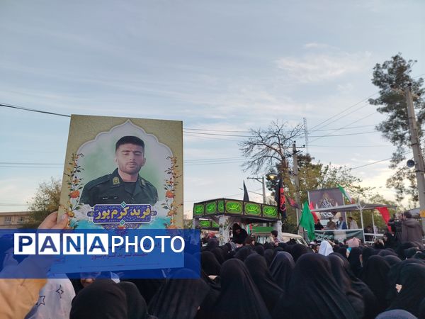 لاله‌های سرخ فاطمی به پلدختر رسیدند 