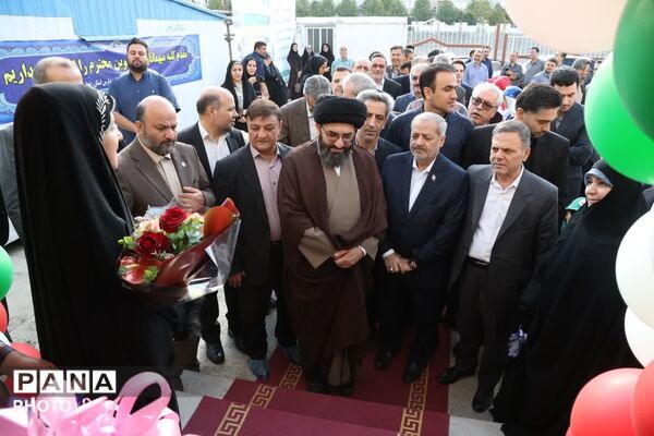افتتاح نخستین استخر دانش‌آموزی استان زنجان با حضور وزیر آموزش و پرورش