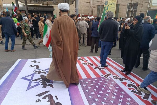 ۲۲ بهمن در ورامین، حماسه ای به وسعت یک شهر