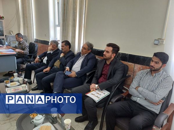 بازدید معاون آموزش متوسطه اداره‌کل آموزش و پرورش استان از مدارس شهرستان جاجرم 