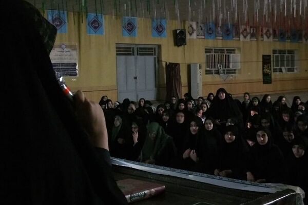 بازدید دوره دوم  دانش‌آموزان دختر  بهارستانی از سرزمین نور
