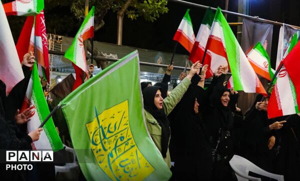 برگزاری هفتگی نماز استغاثه در میدان فرهنگ یوسف‌آباد