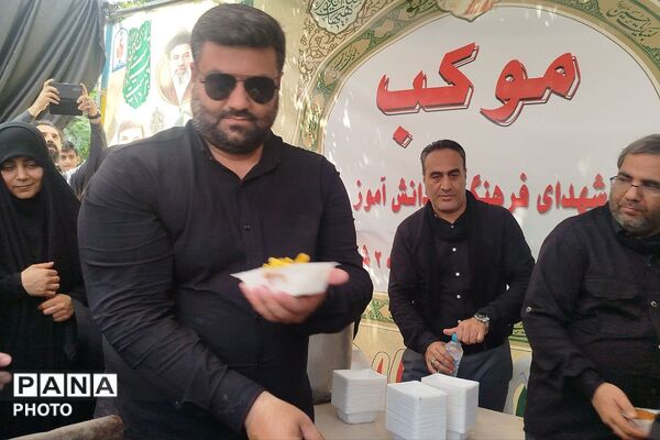 برپایی موکب معاونت پرورشی و تربیت‌بدنی آموزش و پرورش ناحیه دو شهرری در مسیر جاماندگان اربعین حسینی