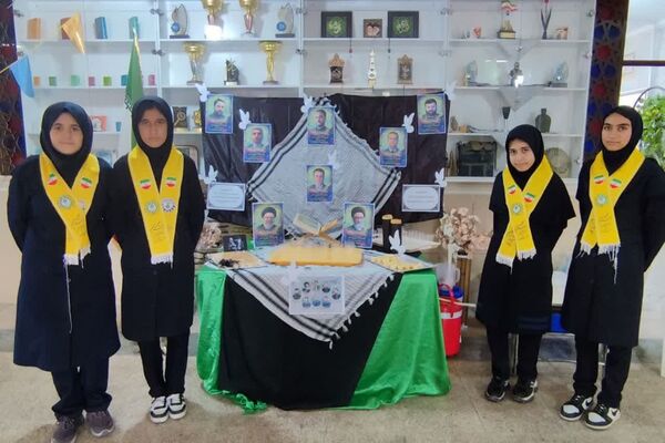 برپایی موکب به‌مناسبت سالروز شهادت رئیس جمهور و همراهان در دبیرستان شاهد 16