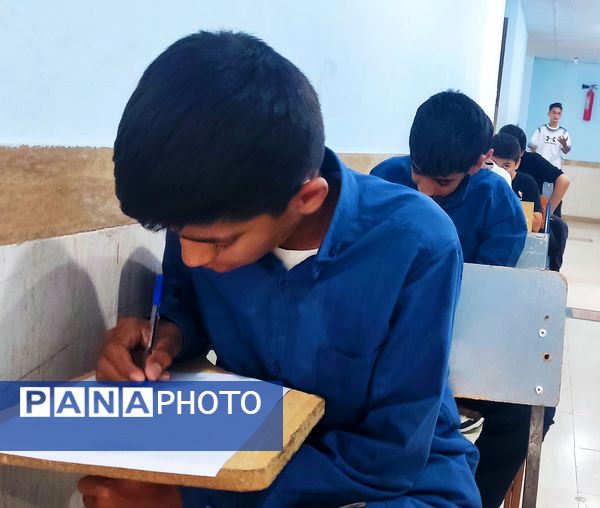 آغاز امتحانات نوبت دوم در دبیرستان ابوریحان ۲