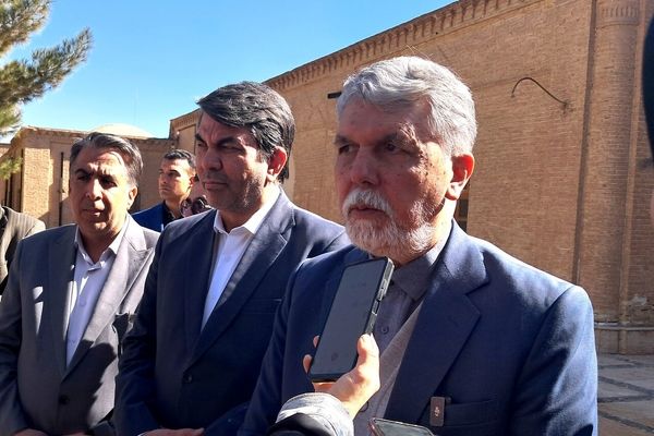 وزیر فرهنگ: کرمان از مراکز مهم هنرهای نمایشی کشور است