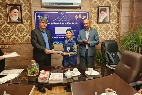 دیدار مسئولان اداره آموزش و پرورش پردیس با خبرنگاران پانا 