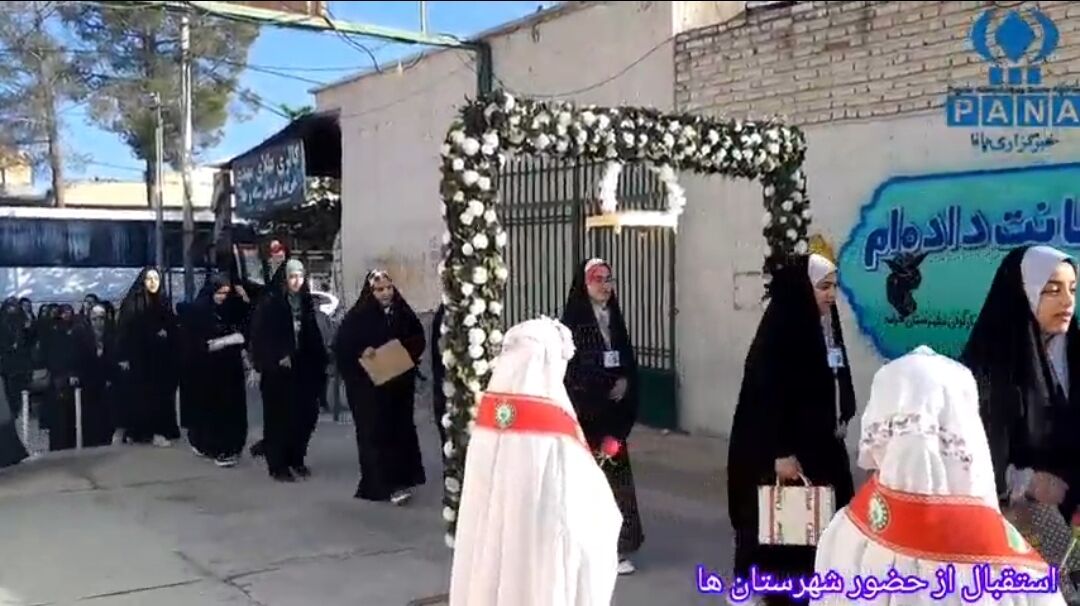 مسابقات چهارده‌گانه قرآن کریم به میزبانی شهرستان خرامه/ فیلم