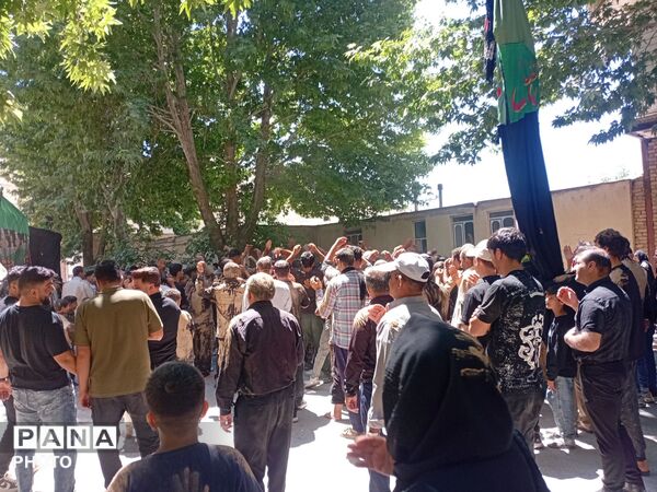 بیرانوند در سوگِ عاشورا به گریه می‌افتد