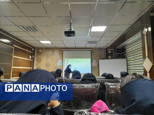 کارگاه توانمند‌سازی ویژه نمایندگان همیار مشاوران 