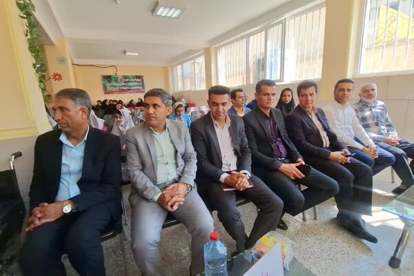 بزرگداشت روز عصای سفید در آموزشگاه شوریده شیرازی