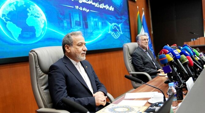 ایرانیان هم در جنگ پیروز شدند، ‌هم در دیپلماسی/ دشمن 20 روز پس از جنگ برای مذاکره التماس می‌کرد‌