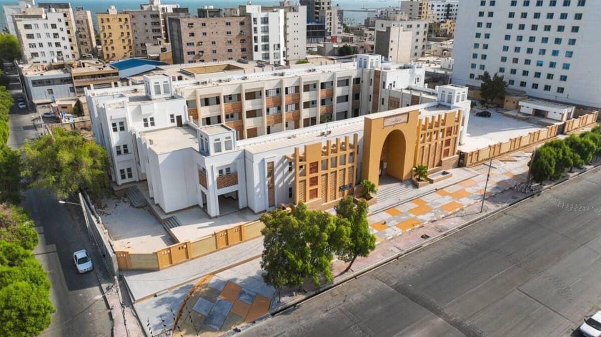 مدرسه ابن سینا (آفتاب)؛ جلوه معماری هرمزگان