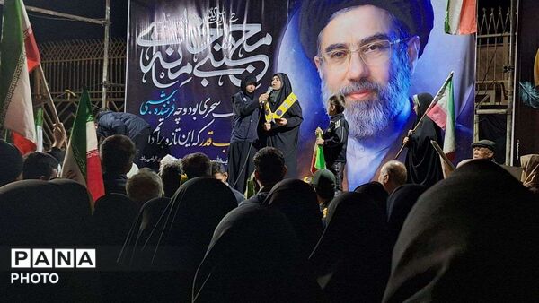اجتماع مردم دیار خارزنج در قرار هرشب