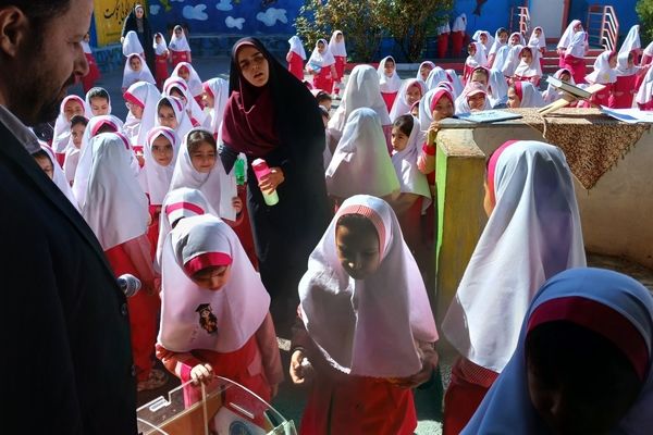 جشن عاطفه‌ها در دبستان قرآنی هیأت امنایی ضیائیه