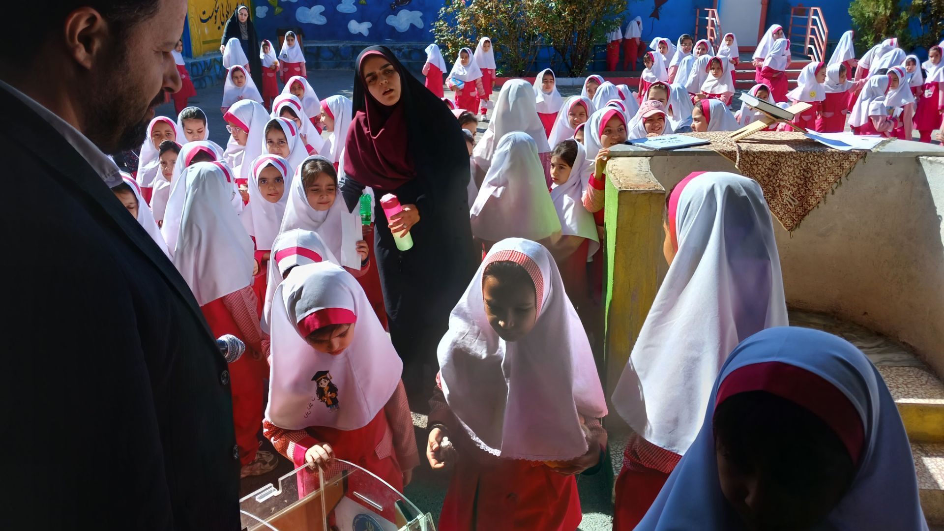 جشن عاطفه‌ها در دبستان قرآنی هیأت امنایی ضیائیه