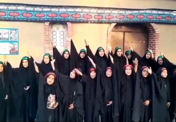موکب نوجوانان دختر در شهر حبیب آباد