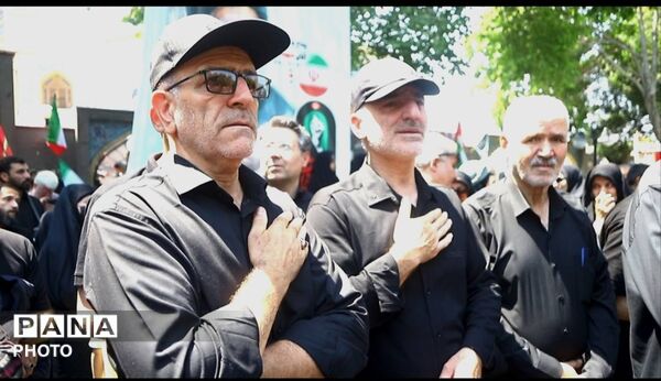 جاماندگان آذربایجان شرقی با چشمانی اشک‌بار به امید روز رجعت با رهبر شهید