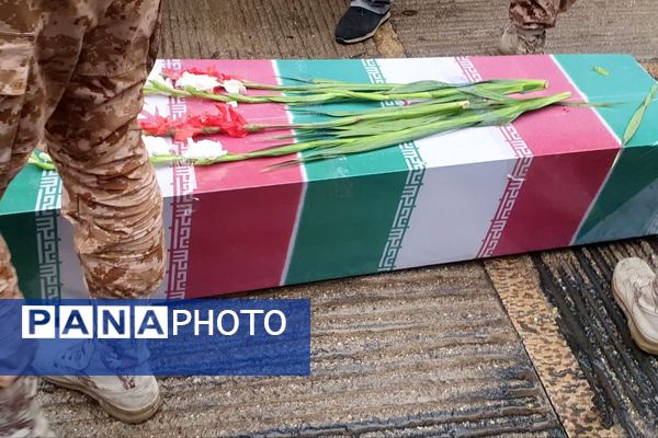 تشییع پیکر پاک و مطهر شهدای گمنام در شیراز 