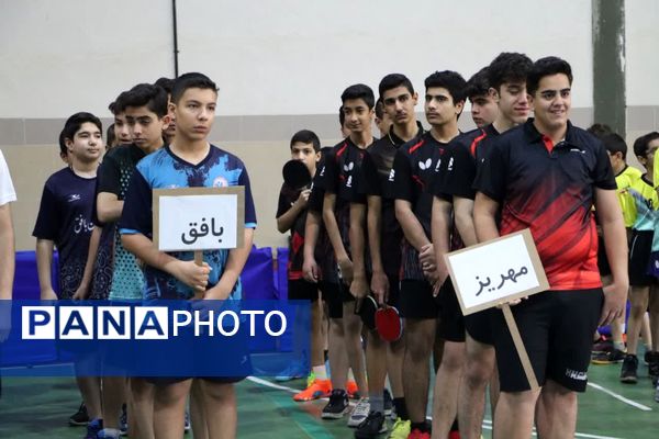  اختتامیه اولین روز از چهل و یکمین دوره مسابقات استانی تنیس روی میز در مهریز