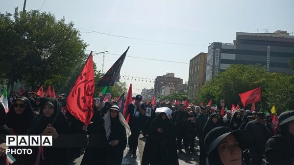 وداعِ بی‌قرار؛ پیوندِ میلیونیِ ایران در سوگِ امامِ شهید 