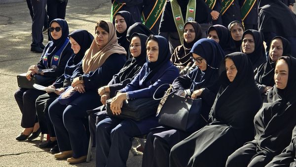 نواخته شدن زنگ مهر، زنگ امید و آینده در مدارس شهرستان نظرآباد 