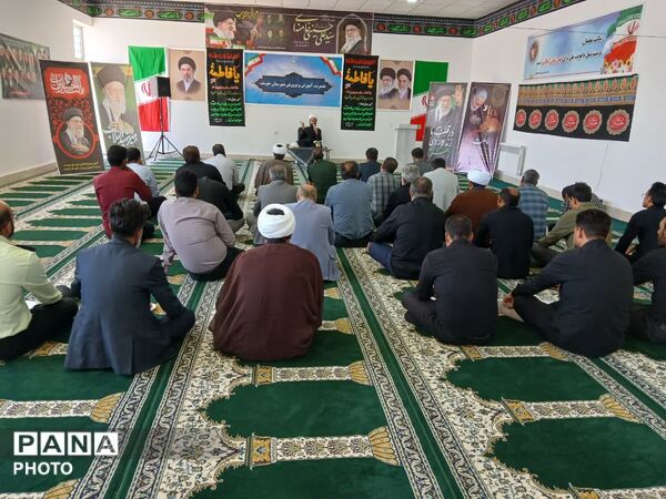 تجدید میثاق فرهنگیان شهرستان خوسف با آرمان‌های آقای شهید ایران