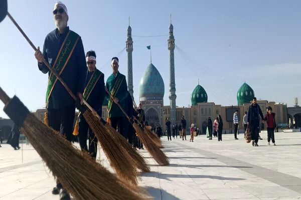 آیین جاروکشی مسجد مقدس جمکران