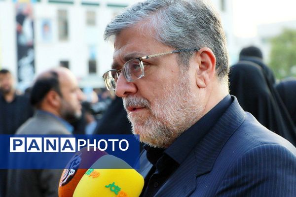 نخستین سالگرد خادم‌الرضا (علیه‌السلام) شهید آیت‌الله سید ابراهیم رئیسی در عرصه میدان شهدا مشهد 