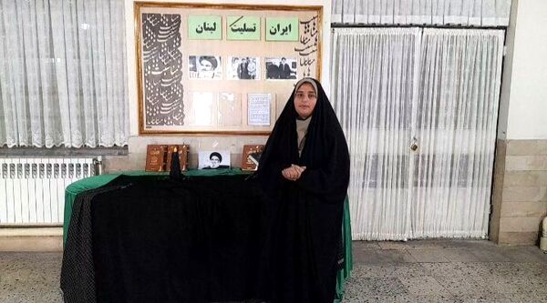 مراسم شهادت سید حسن نصرالله رهبر مدیر سیاسی در دبیرستان نورالهدی مشهد
