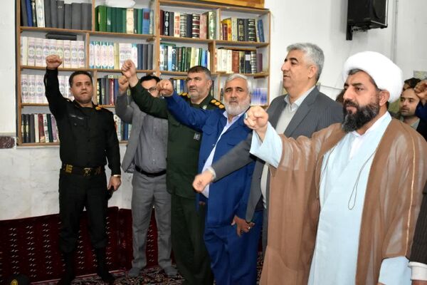 پایبندی به ارزش‌های انقلاب و ولایتمداری با حضور در مراسم 9 دی