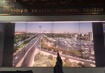 بازدید اصحاب رسانه از مرکز کنترل ترافیک مشهد 