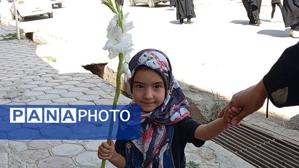 خیابان‌های بن، رنگ ماتم گرفت: تشییع نمادین پیکر امام هشتم
