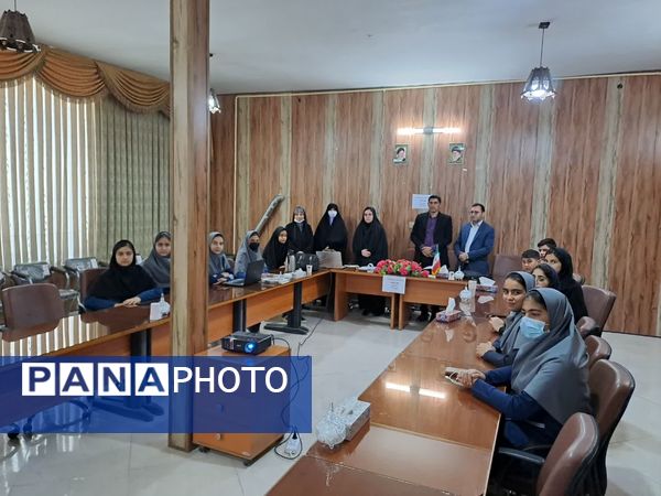 داوری دهمین دوره جشنواره نوجوان خوارزمی محور ریاضی در شهرستان فاروج