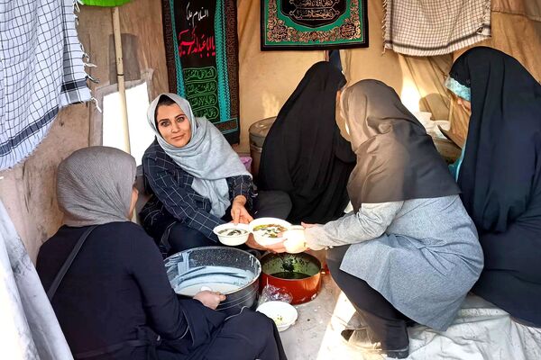 برپایی موکب مقاومت به‌مناسبت هفته بسیج در دبستان جنت ملارد 