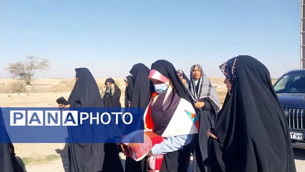 حضور عاشقان شهدا در کربلای ایران