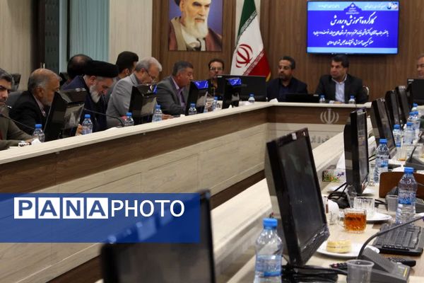 کارگروه آموزش و پرورش با حضور نماینده مجلس