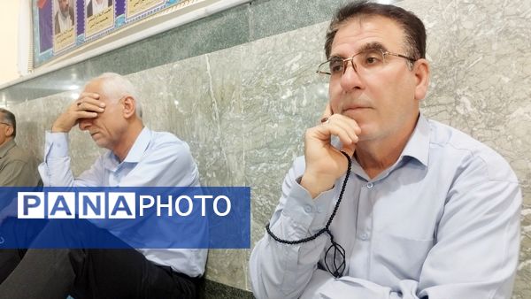 زمزمه دعای عرفه در پارسیان