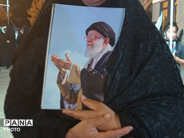 میدان در شب صد و سی میزبان دلدادگان وطن
