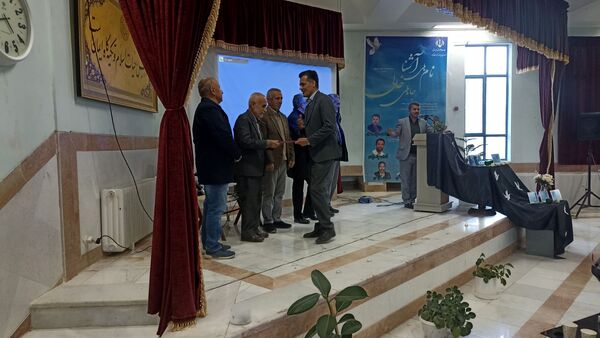 یادواره معلمانی که رفتند، اما درسشان ماند