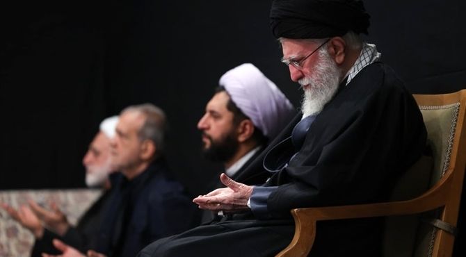 شب اول مراسم عزاداری ایام فاطمیه با حضور رهبر معظم انقلاب برگزار شد