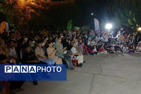 جشن هفته وحدت و تولد حضرت محمد(ص) در بوستان ارغوان باقرشهر 